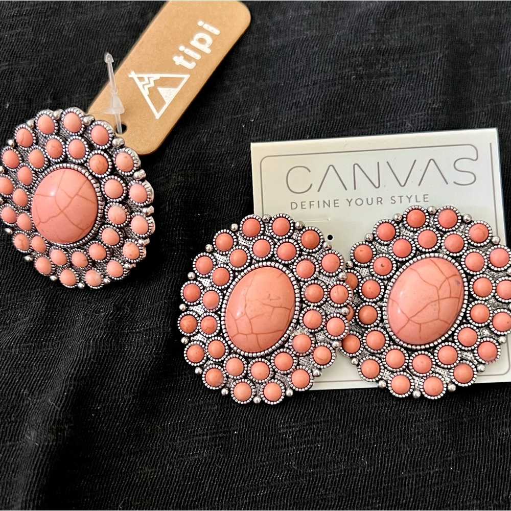 Conch earrings and ring